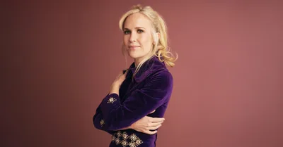 Melanie Penn Sings the Resurrection Story