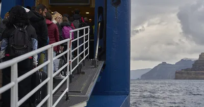 Greek Islanders Evacuate amid Back-to-Back Earthquakes