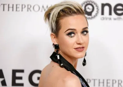 Katy Perry fought off recent thoughts of suicide by finding gratitude in God