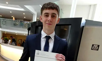 A British Teenager Coming Out of a 10-Month Coma Has No Idea There’s a Pandemic