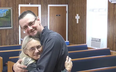 Pastor Saves Worshiper’s Life with Heimlich after She Chokes on Mint