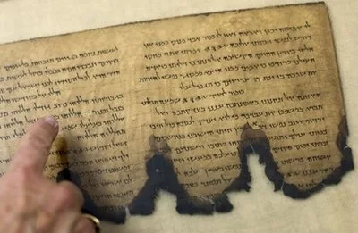 When Textual Variants Become a Convenient Excuse
