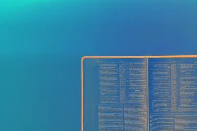 And The Verse of the Year Goes To ... - RELEVANT