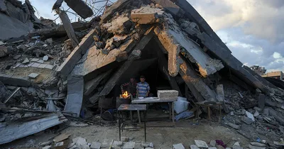 Hamas accuses Israel of breaking ceasefire ahead of prisoner release