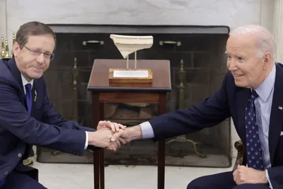 Biden Gifted with 'Joseph' Artifact from Temple Mount, Urged to Defend Israel from 'evil' Empire