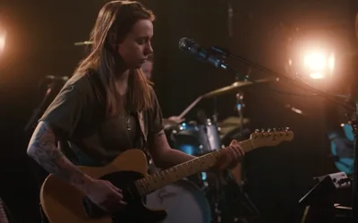 Julien Baker's Performance of 'Hardline' on 'Late Night With Seth Meyer' Is a Stunner - RELEVANT