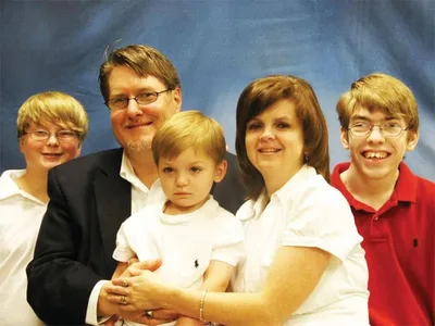 Minister ‘Still Wrestling’ with His Faith After Murder of His Wife and Son
