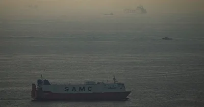 Trump Gives Iran Till Monday Night to Open Strait of Hormuz