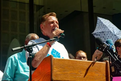 Chicago archdiocese reinstates Father Pfleger after investigating sex abuse allegations
