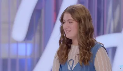 Teenage Chick-fil-A worker brings fellow 'American Idol' hopeful to tears by performing her original song