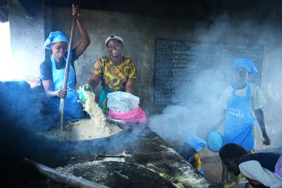 World Porridge Day highlights feeding the planet’s poorest children nourishing breakfasts so they go to school