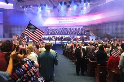 Most American Pastors Say It's Important for Churches to Get Patriotic on July 4 - RELEVANT