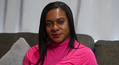 Christian Mom Takes School to Court over Forcing 4 Year Old to Attend LGBT Pride Parade, Watch Video of Men Kissing