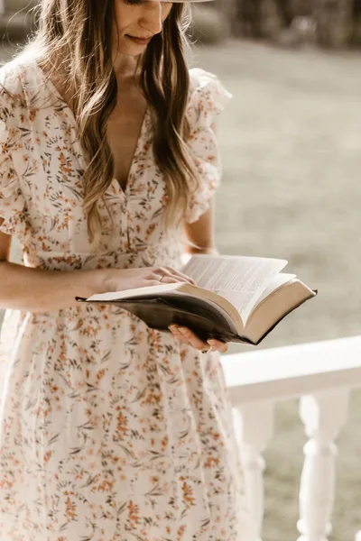 Who was the First Female Evangelist in the New Testament?