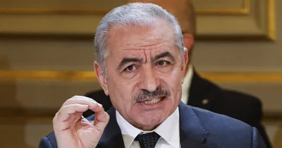 Palestinian Prime Minister Submits Resignation