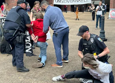 Florida students face felony charges for stealing pro-life sign, assaulting police