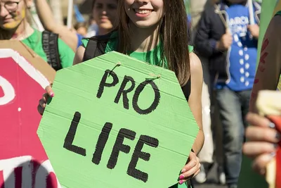 How an abortion clinic became a medical center for the poor