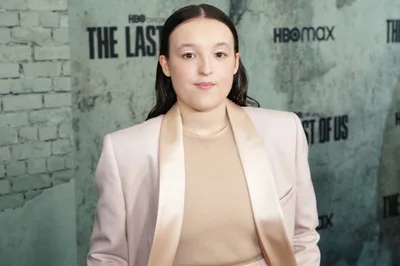 'The Last of Us' Star Bella Ramsey Covered "Oceans," "Reckless Love" and More on Her YouTube Channel - RELEVANT