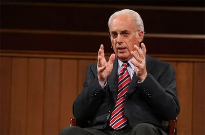 'Strange Fire' Conference: John MacArthur Calls Out Charismatic Movement as 'Unfaithful'
