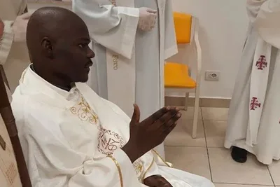 Priest with cancer dies 23 days after his hospital room ordination