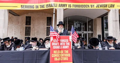 Orthodox Jews in New York protest Israeli draft