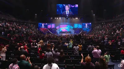 Plumber who found missing money at Joel Osteen's Lakewood Church says he deserves reward