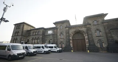 Manhunt in U.K. for escaped terror suspect