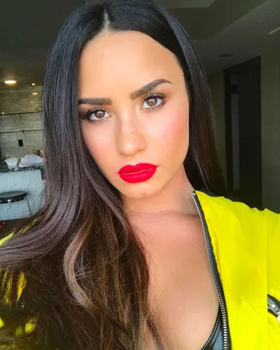 Demi Lovato Breaks Silence After Overdose: 'Thank God for Keeping Me Alive'