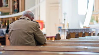 Why Is the Church Losing White Working Class Americans? - RELEVANT