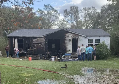 Pastor’s home burns as he preaches; treasured Bibles spared | Baptist Press