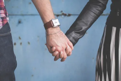 Cohabiting Should Not Have Same Legal Rights as Marriage