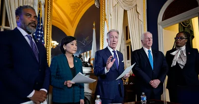 House Committee Votes to Release Trump’s Tax Returns