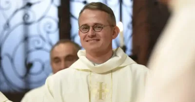 French priest accused of abusing a young girl commits suicide