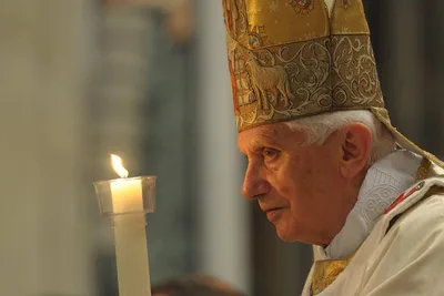 Pope says Epiphany shows universality of Jesus Christ