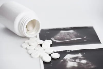 BREAKING: FDA allows women to get abortion pills by mail