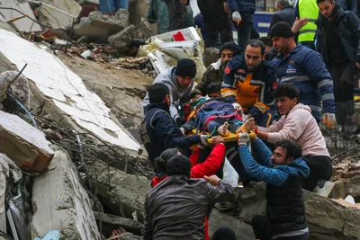 Powerful Quake Rocks Turkey and Syria, Killing More Than 600