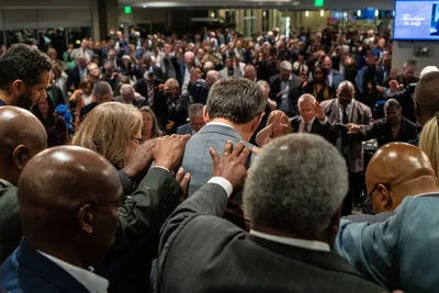 Gateway celebrates Iorg’s 20 years, commissions him for EC service | Baptist Press