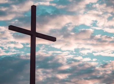 Global Growth of Christianity Outpaces Atheists, Charismatic Churches Lead the Way