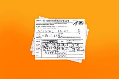 An Illinois Woman Was Arrested in Hawaii For A Fake Vaccination Card