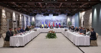 Russia, Ukraine officials’ in-person meeting first in years
