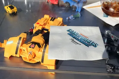 Nonbinary Characters in Kids’ Transformers Show Raise Concern, Backlash