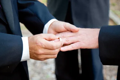 Church of Scotland votes in favour of allowing ministers to perform same-sex weddings