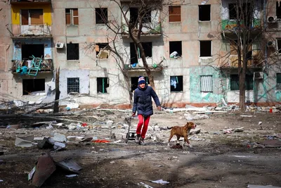 Ukrainian Defenders Dig in as Russia Boosts Firepower