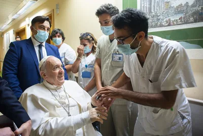 What’s behind a false rumor about Pope Francis resigning ‘in the next few hours’?