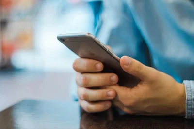 Utah legislature passes bill to require porn filters on mobile devices sold in state