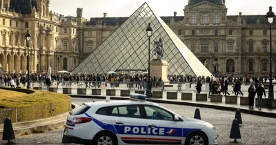Louvre Thieves Escaped by 30 Seconds, French Official Says