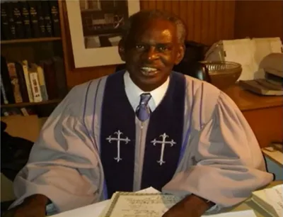 Pastor Shot in Mouth at Memphis Church as Gunmen Steal Sunday School Teacher’s Car