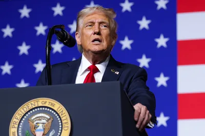 Trump's week in review: Peace deal push, military speech