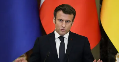 French President Emmanuel Macron tries to smooth Russia-Ukraine tensions