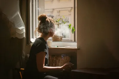 Loneliness is as Damaging as Smoking 15 Cigarettes a Day, U.S. Surgeon General Warns - RELEVANT